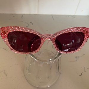 NWT Fashion Brand Co Pink Crystaline Sunnies